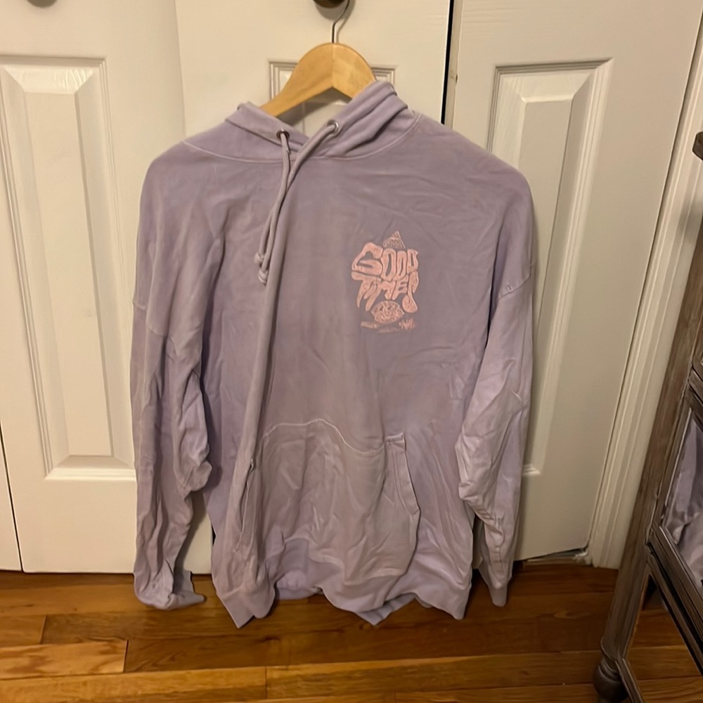 Thin light purple/pink hoodie.